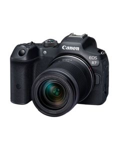 Canon EOS R7 with RF-S 18-150mm IS STM