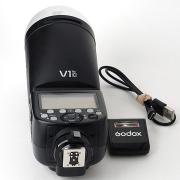 Used Godox V1 Pro for Canon, Good Condition
