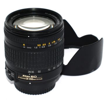 Used Nikon AF 28-200 F3.5-5.6 G ED, Good Condition