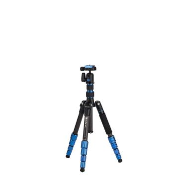 Benro FSL09CN00 Slim Carbon Fiber Travel Tripod Kit