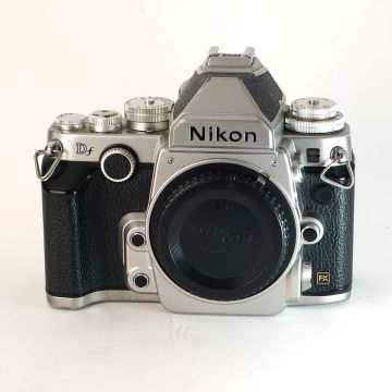 Used Nikon DF DSLR, 16 MEG 5.5 FPS Silver, Good Condition