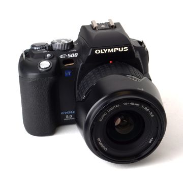 Used Olympus E-500 w/ Zuiko Digital 14-45mm F3.5-5.6 Lens, Good Condition