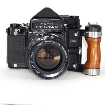 Used Pentax 6x7 Camera with 75 F1.4, Good Condition