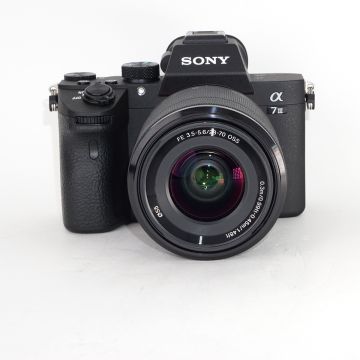 Used Sony A7 III with 28-70 F3.5-5.6, Excellent Condition