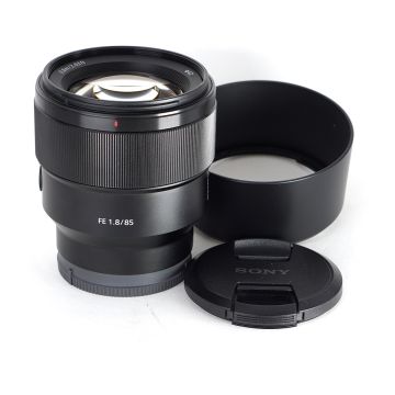 Used Sony FE 85 F1.8, Like New Condition