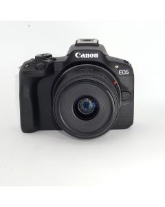 Used Canon R50 with 18-45 F4.5-6.3 IS STM, Very Good Condition