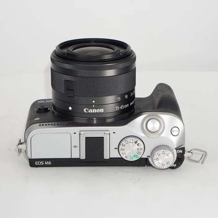 UCAN EOS M6 15-45, 22 G