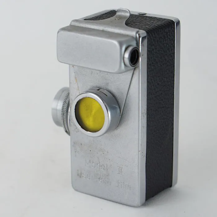 USTEKY MODEL II 16MM CAMERA G